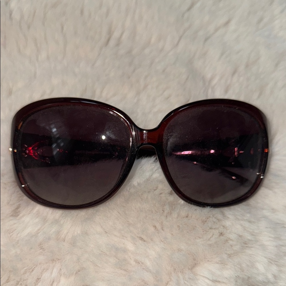 Elegant Brown Sunglasses
